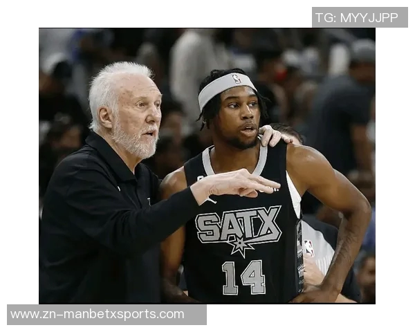 卡马拉赞布雷克韦斯利速度与风格兼具防守表现令人印象深刻 卡马拉赞布雷克韦斯利速度与风格兼具防守表现令人印象深刻