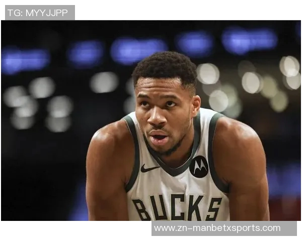 字母哥高效表现三节打卡下班贡献16分7板4助攻带领球队取得胜利 字母哥高效表现三节打卡下班贡献16分7板4助攻带领球队取得胜利