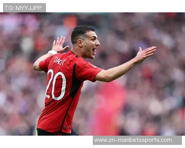 曼联密切关注考文垂16岁天才中场乔治谢泼德的潜力发展 曼联密切关注考文垂16岁天才中场乔治谢泼德的潜力发展