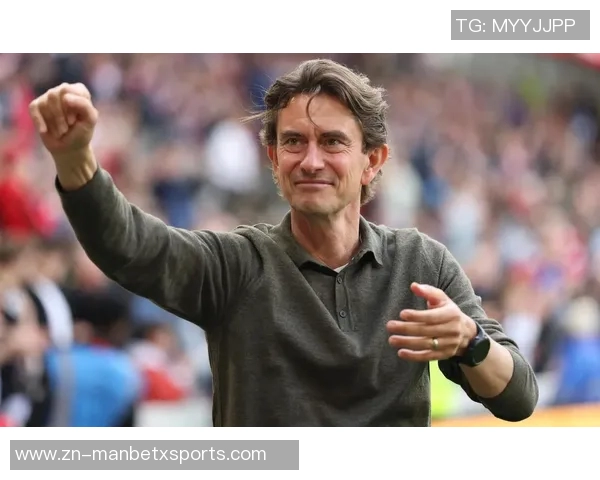 热刺开局表现出色弗兰克表示满意并誓言全力争胜