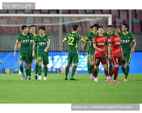 米诺特全场表现出色贡献16分6板马祖拉称其攻防两端积极性需持续保持 米诺特全场表现出色贡献16分6板马祖拉称其攻防两端积极性需持续保持