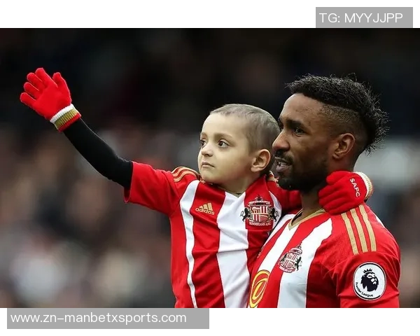 达伦本特盛赞迪福巅峰表现超越曼联所有前锋能力出众 达伦本特盛赞迪福巅峰表现超越曼联所有前锋能力出众